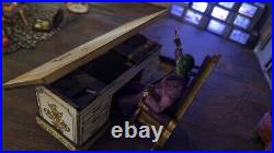 112 Scale Joker Action Figure Diorama, The Clown Suite Room And Accessories