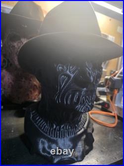 11 Scale Abstract Freddy Bust