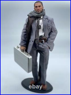 16 Scale 12 Action Figure + Clothing And Accessories. Crime Agent