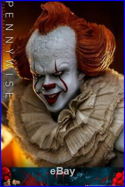 16 Scale Hot Toys HT MMS555 Bill Skarsgard Pennywise Solider Figure Full Set
