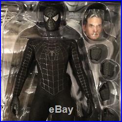 1/6 Scale Hot Toys Spiderman 3 Black Suit/Symbiote Suit Marvel