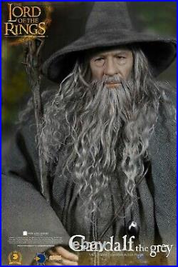 Asmus Toys 1/6 Scale The Lord of the Rings Gandalf 2.0 Action Figure CRW001