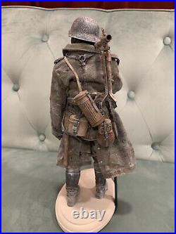 Custom Built Action Figure WW2 Skull 1/6 Statue Weathered Overcoat