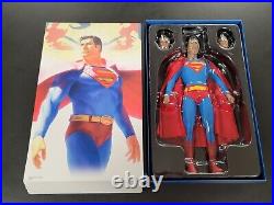 DC Comics Superman Sixth Scale 1/6 Action Figure Sideshow Collectables