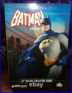 Dc direct COLLECTIBLES 12 13 INCH 1/6 SCALE SERIES CLASSIC BATMAN DELUXE FIGURE