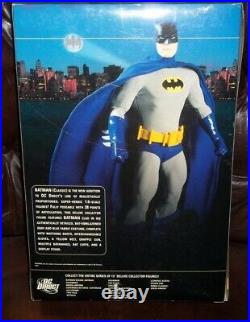Dc direct COLLECTIBLES 12 13 INCH 1/6 SCALE SERIES CLASSIC BATMAN DELUXE FIGURE