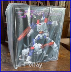 Fans Toys FT-16T Sovereign Action Figure USA SELLER Read