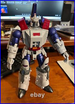 Fans Toys FT-16T Sovereign Action Figure USA SELLER Read