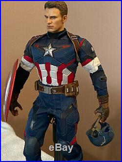 Hot Toys 1/6 Scale Captain America Age of Ultron