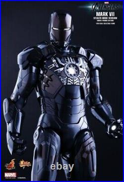 Hot Toys 1/6 Scale Marvel The Avengers Iron Man Mark VII Stealth Mode (MMS282)