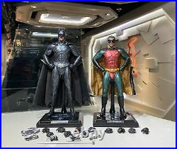 Hot Toys 1/6 scale Batman (Sonar Suit) Collectible Figure Batman Forever MMS593