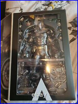 Hot Toys 1/6th scale Batman Arkham Knight Edition Collectible Figure VGM26