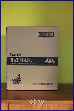 Hot Toys Batman 1989 DX-09 1/6 Scale Figure Michael Keaton
