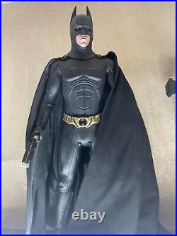 Hot Toys Batman Begins Christian Bale 1/4 Scale Action Figure 903127