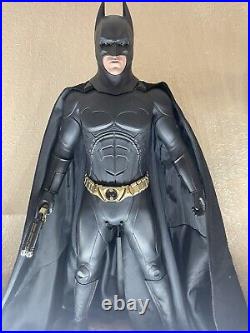 Hot Toys Batman Begins Christian Bale 1/4 Scale Action Figure 903127