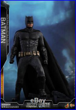 Hot Toys Batman Deluxe Justice League Version MMS456 1/6 Scale Double Boxed New