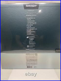 Hot Toys MMS203 Robocop 16th ROBOCOP with MECHANICAL CHAIR (Docking Station) Hot Toys MMS203 Robocop 16th ROBOCOP with MECHANICAL CHAIR (Docking Station)