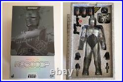 Hot Toys RoboCop Die Cast 16 Scale Figure New in Box