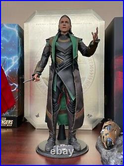 Hot Toys Thor The Dark World Loki 1/6th scale Action Figure