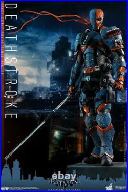 Hot Toys VGM30 1/6th Scale Batman Deathstroke Action Figure Collectible