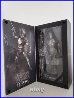 NEW Hot Toys 1/6 Scale FALCONER PREDATOR MMS137 Action Figure