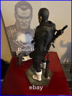 Sideshow Collectibles Marvel's The Punisher 16 Scale Action Figure