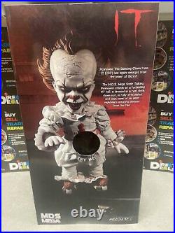 Stephen King's It 2017 Pennywise Talking Mega Scale Doll Mezco Official