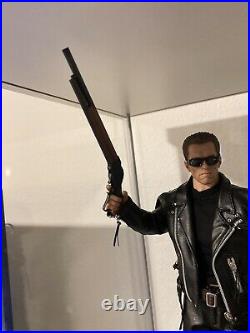 Terminator 2 Judgment Day T-800 1/6th Scale Action Figure Not Hot Toys