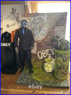 They live 1/6 scale figure and Dio