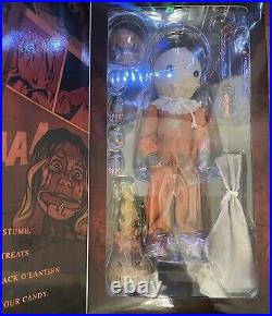 Trick or Treat Studios Trick'r Treat Sam Deluxe 1/6 Scale With Name Display